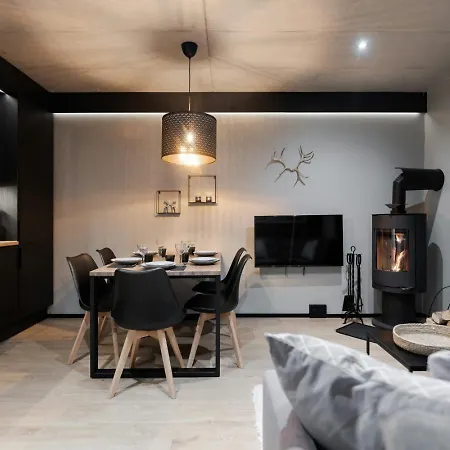 Convenient For 6 With Sauna Apartment